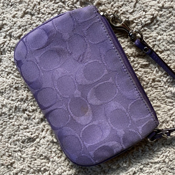 Coach wristlet - Picture 5 of 8